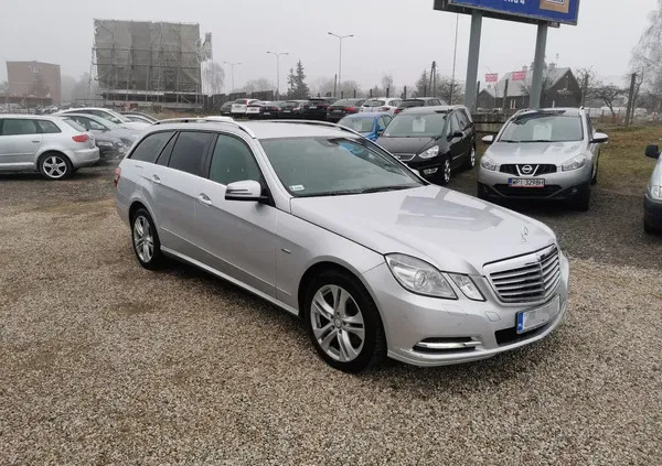 mercedes benz klasa e podlaskie Mercedes-Benz Klasa E cena 49897 przebieg: 300000, rok produkcji 2010 z Racibórz